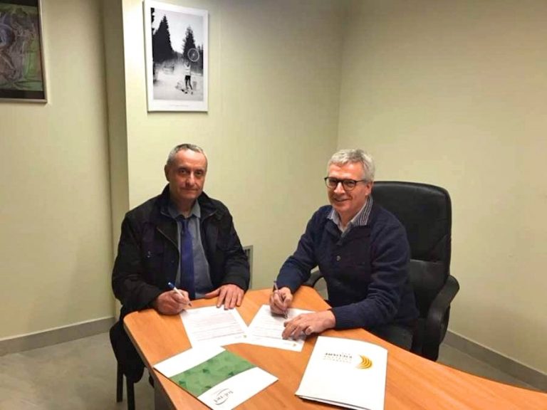 Tot-Net, nuevo patrocinador de los dorsales de carretera de la Federació Catalana de Ciclisme