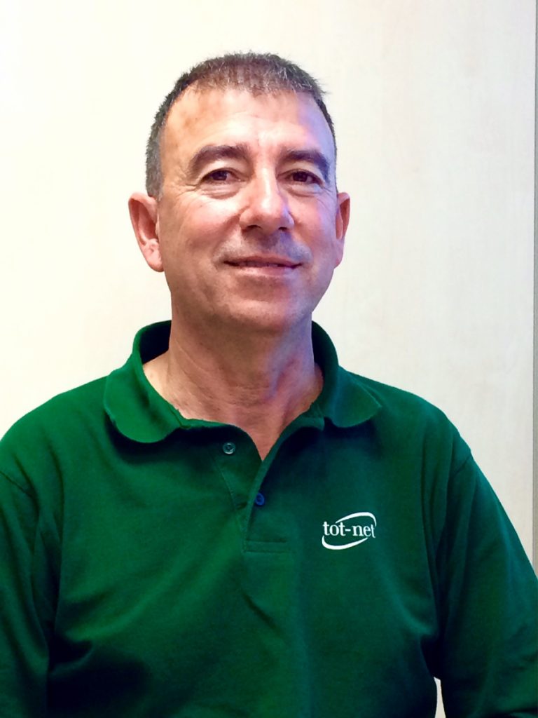 José Giner: "La formación es fundamental para poder ser un buen especialista en limpieza"
