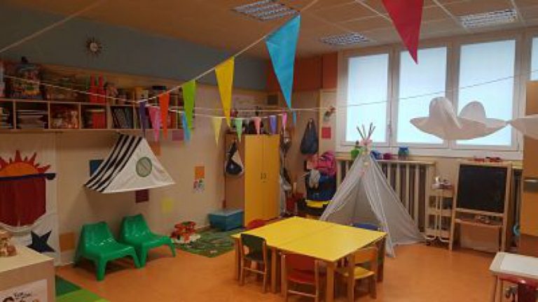 La importancia de la limpieza profesional en grandes centros educativos