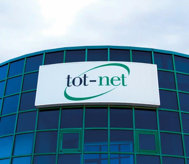 Tot-Net refuerza su compromiso con la sostenibilidad y reduce la huella ambiental